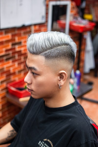 nhuộm màu bạch kim có phải tẩy tóc không, hướng dẫn tẩy tóc an toàn