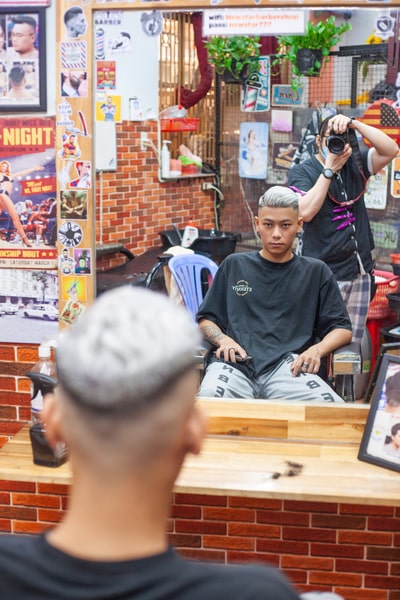 nhuộm màu bạch kim có phải tẩy tóc không, hướng dẫn tẩy tóc an toàn